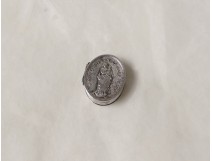 Médaillon reliquaire métal argenté christ marie reliquary XIXème siècle